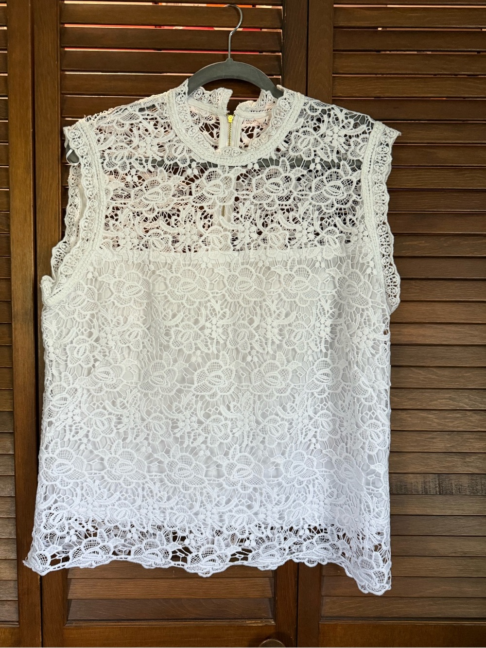 Nanette Lepore White Lace Mock-Neck Sleeveless Top